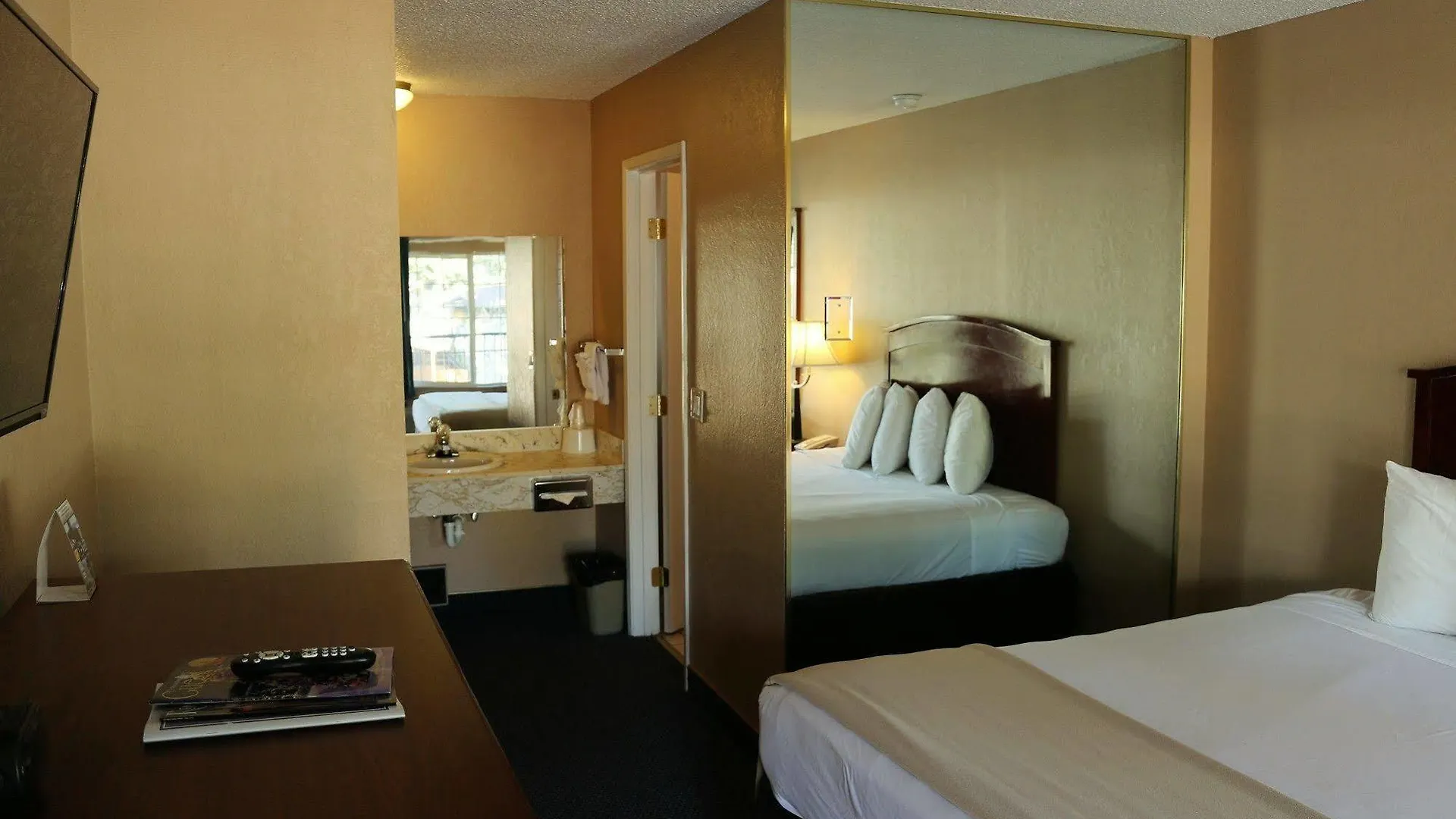 Bluelake Inn @ Heavenly Village South Lake Tahoe USA